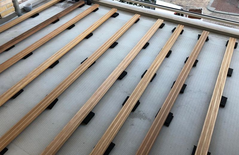 Rubberen Tegeldrager Dakterras / Balkon 30 stuks